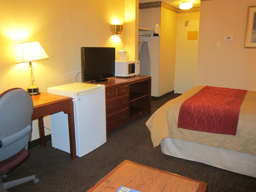 Comfort Inn Meadowvale Mississauga Exteriér fotografie